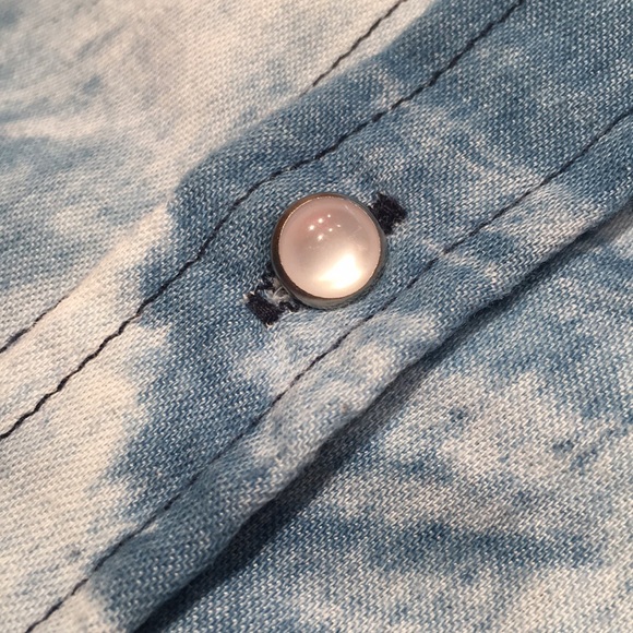 Cropped button up - Picture 3 of 5